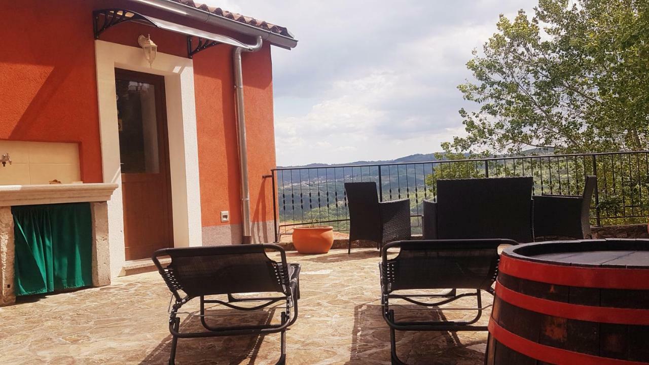 Provvidenza Villa Motovun Eksteriør billede